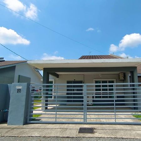 Tilapia Guest House Temerloh Exterior foto